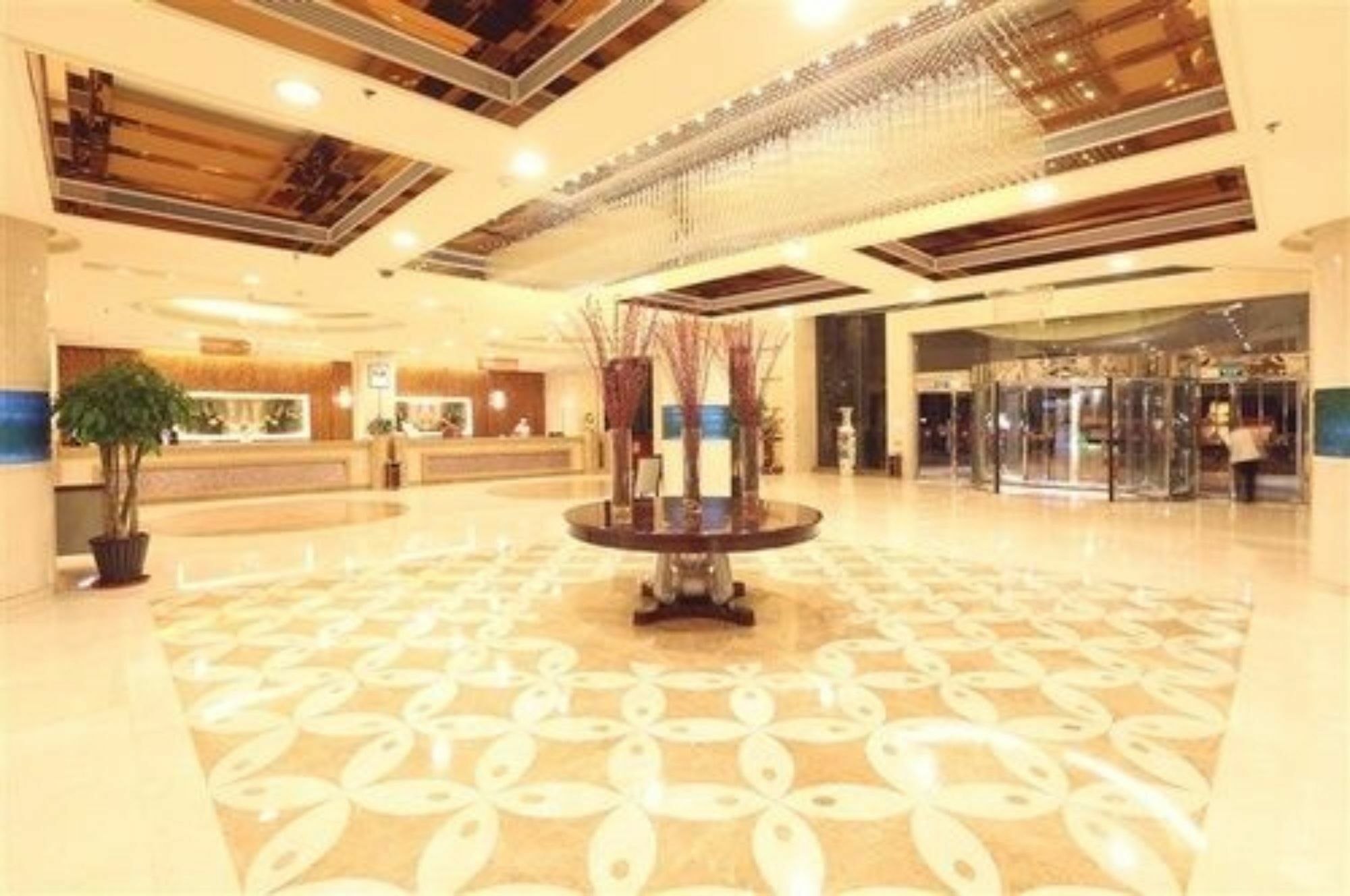 Qingdao Kuaitong International Hotel Exteriér fotografie